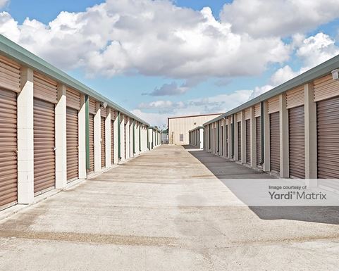 Source URL: https://cdnsc.rentcafe.com/dmslivecafe/3/1068311/1068311-1-4.jpg?width=-1&height=385&quality=80