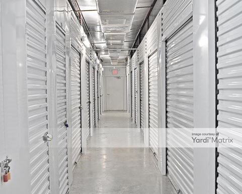 Source URL: https://cdnsc.rentcafe.com/dmslivecafe/3/1068311/1068311-1-5.jpg?width=-1&height=385&quality=80