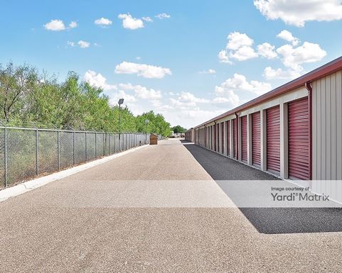 Source URL: https://cdnsc.rentcafe.com/dmslivecafe/3/1068315/1068315-1-3.jpg?width=-1&height=385&quality=80