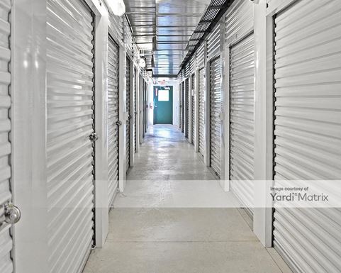 Source URL: https://cdnsc.rentcafe.com/dmslivecafe/3/1068319/1068319-1-5.jpg?width=-1&height=385&quality=80