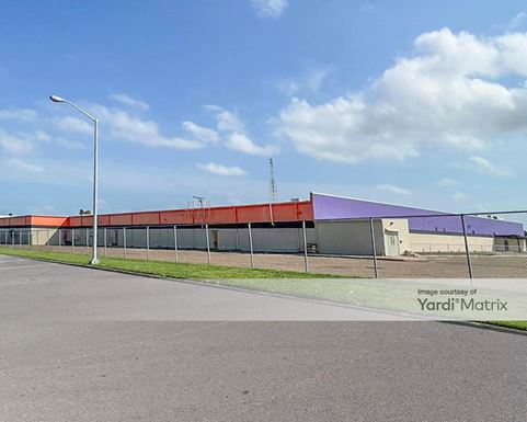 Source URL: https://cdnsc.rentcafe.com/dmslivecafe/3/1068322/1068322-1-3.jpg?width=-1&height=385&quality=80