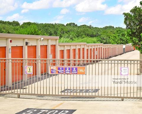 Source URL: https://cdnsc.rentcafe.com/dmslivecafe/3/1068339/1068339-1-3.jpg?width=-1&height=385&quality=80