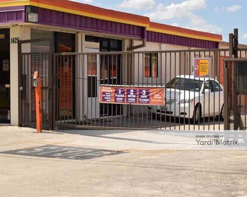 Source URL: https://cdnsc.rentcafe.com/dmslivecafe/3/1068340/1068340-1-2.jpg?width=-1&height=385&quality=80