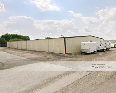 Source URL: https://cdnsc.rentcafe.com/dmslivecafe/3/1068353/1068353-1-4.jpg?width=-1&height=385&quality=80