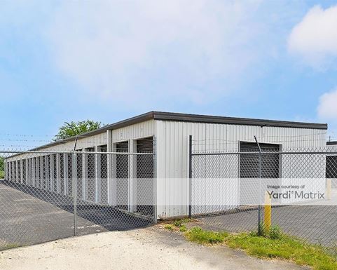 Source URL: https://cdnsc.rentcafe.com/dmslivecafe/3/1068358/1068358-1-4.jpg?width=-1&height=385&quality=80