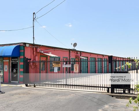 Source URL: https://cdnsc.rentcafe.com/dmslivecafe/3/1068367/1068367-1-2.jpg?width=-1&height=385&quality=80