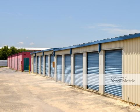 Source URL: https://cdnsc.rentcafe.com/dmslivecafe/3/1068367/1068367-1-3.jpg?width=-1&height=385&quality=80