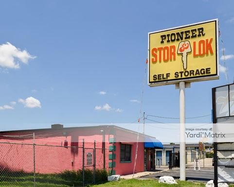 Source URL: https://cdnsc.rentcafe.com/dmslivecafe/3/1068367/1068367-1-5.jpg?width=-1&height=385&quality=80