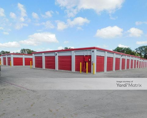 Source URL: https://cdnsc.rentcafe.com/dmslivecafe/3/1068368/1068368-1-2.jpg?width=-1&height=385&quality=80