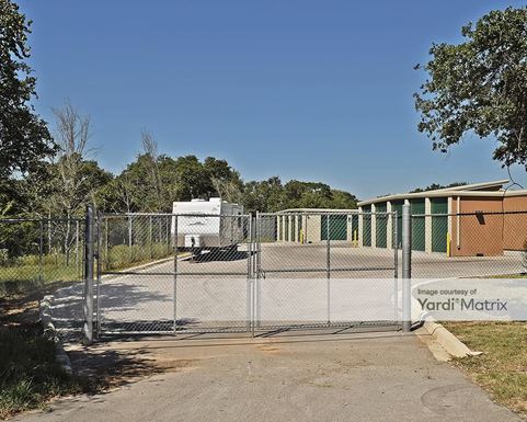 Source URL: https://cdnsc.rentcafe.com/dmslivecafe/3/1068375/1068375-1-2.jpg?width=-1&height=385&quality=80