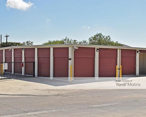 Source URL: https://cdnsc.rentcafe.com/dmslivecafe/3/1068378/1068378-1-3.jpg?width=-1&height=385&quality=80