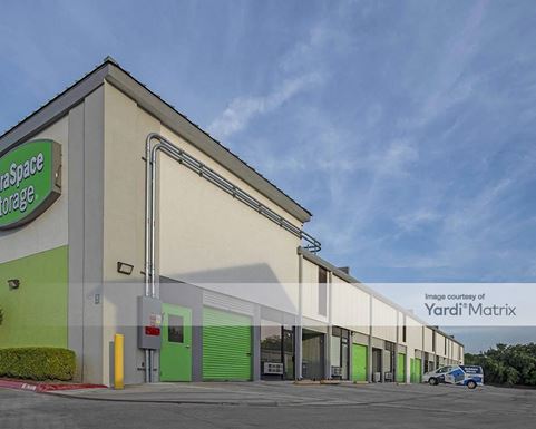 Source URL: https://cdnsc.rentcafe.com/dmslivecafe/3/1068382/1068382-1-4.jpg?width=-1&height=385&quality=80