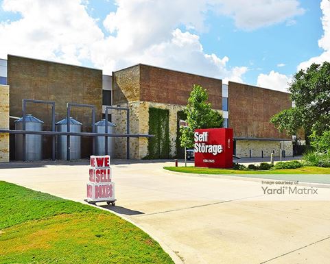 Source URL: https://cdnsc.rentcafe.com/dmslivecafe/3/1068385/1068385-1-2.jpg?width=-1&height=385&quality=80