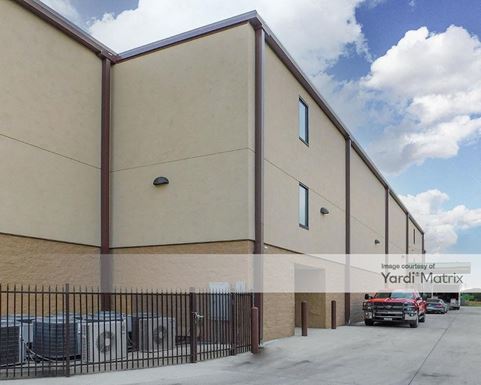 Source URL: https://cdnsc.rentcafe.com/dmslivecafe/3/1068393/1068393-1-6.jpg?width=-1&height=385&quality=80