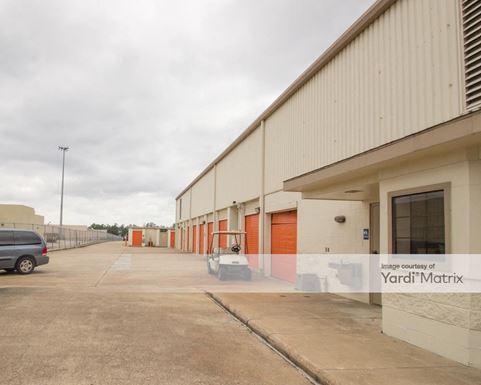 Source URL: https://cdnsc.rentcafe.com/dmslivecafe/3/1068413/1068413-1-4.jpg?width=-1&height=385&quality=80