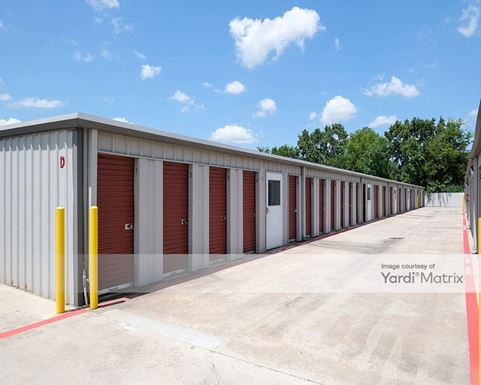 Source URL: https://cdnsc.rentcafe.com/dmslivecafe/3/1068416/1068416-1-3.jpg?width=-1&height=385&quality=80