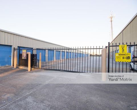 Source URL: https://cdnsc.rentcafe.com/dmslivecafe/3/1068422/1068422-1-5.jpg?width=-1&height=385&quality=80