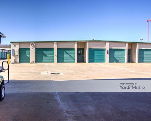 Source URL: https://cdnsc.rentcafe.com/dmslivecafe/3/1068425/1068425-1-4.jpg?width=-1&height=385&quality=80