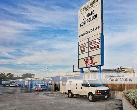 Source URL: https://cdnsc.rentcafe.com/dmslivecafe/3/1068429/1068429-1-2.jpg?width=-1&height=385&quality=80