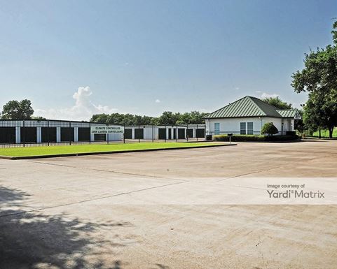 Source URL: https://cdnsc.rentcafe.com/dmslivecafe/3/1068430/1068430-1-3.jpg?width=-1&height=385&quality=80