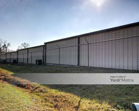 Source URL: https://cdnsc.rentcafe.com/dmslivecafe/3/1068433/1068433-1-4.jpg?width=-1&height=385&quality=80