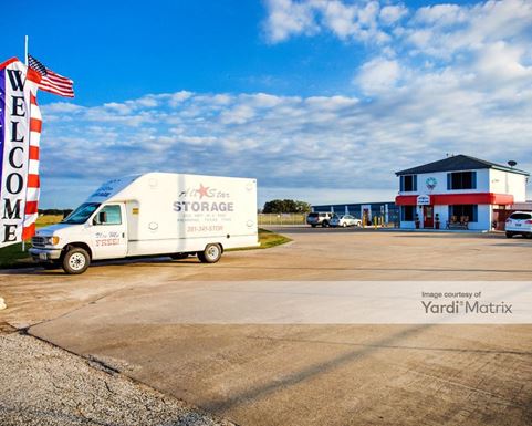 Source URL: https://cdnsc.rentcafe.com/dmslivecafe/3/1068436/1068436-1-2.jpg?width=-1&height=385&quality=80