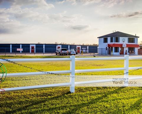 Source URL: https://cdnsc.rentcafe.com/dmslivecafe/3/1068436/1068436-1-3.jpg?width=-1&height=385&quality=80