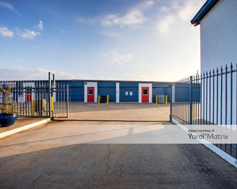 Source URL: https://cdnsc.rentcafe.com/dmslivecafe/3/1068436/1068436-1-5.jpg?width=-1&height=385&quality=80