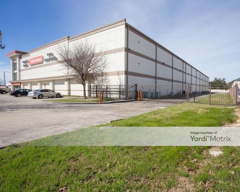 Source URL: https://cdnsc.rentcafe.com/dmslivecafe/3/1068452/1068452-1-3.jpg?width=-1&height=385&quality=80