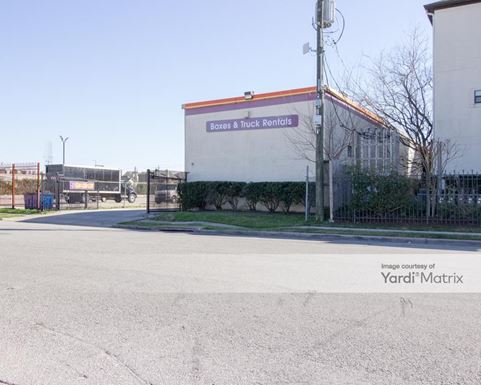 Source URL: https://cdnsc.rentcafe.com/dmslivecafe/3/1068453/1068453-1-4.jpg?width=-1&height=385&quality=80