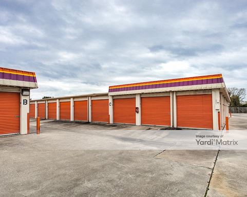 Source URL: https://cdnsc.rentcafe.com/dmslivecafe/3/1068456/1068456-1-5.jpg?width=-1&height=385&quality=80