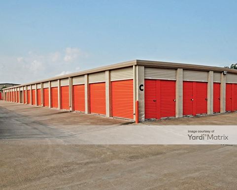 Source URL: https://cdnsc.rentcafe.com/dmslivecafe/3/1068466/1068466-1-3.jpg?width=-1&height=385&quality=80