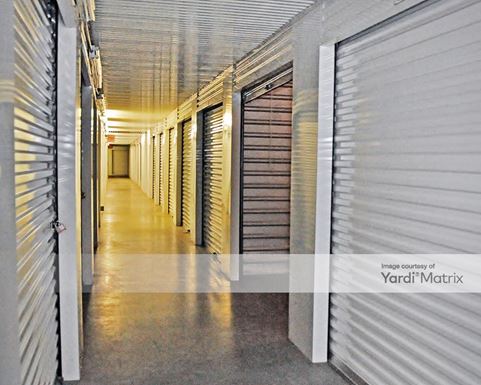 Source URL: https://cdnsc.rentcafe.com/dmslivecafe/3/1068466/1068466-1-4.jpg?width=-1&height=385&quality=80