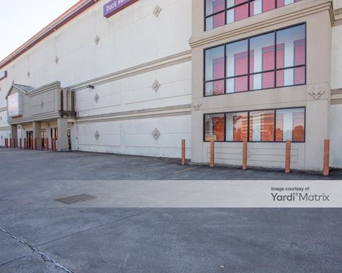 Source URL: https://cdnsc.rentcafe.com/dmslivecafe/3/1068468/1068468-1-4.jpg?width=-1&height=385&quality=80