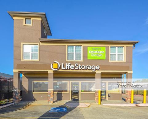 Source URL: https://cdnsc.rentcafe.com/dmslivecafe/3/1068469/1068469-1-2.jpg?width=-1&height=385&quality=80