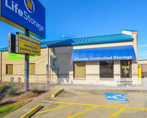 Source URL: https://cdnsc.rentcafe.com/dmslivecafe/3/1068471/1068471-1-6.jpg?width=-1&height=385&quality=80