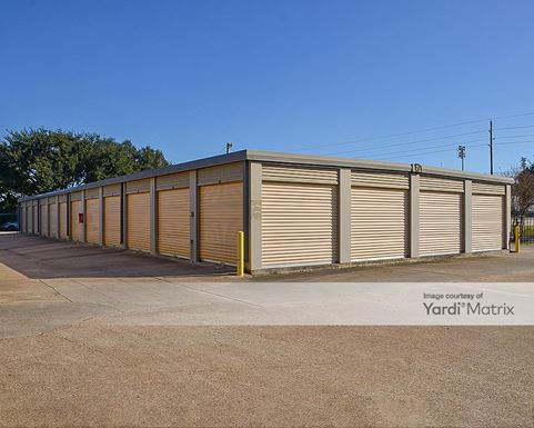 Source URL: https://cdnsc.rentcafe.com/dmslivecafe/3/1068475/1068475-1-4.jpg?width=-1&height=385&quality=80