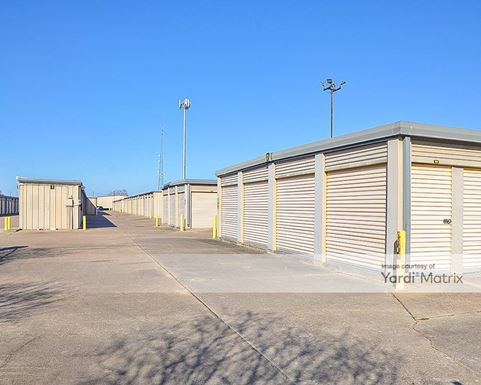 Source URL: https://cdnsc.rentcafe.com/dmslivecafe/3/1068475/1068475-1-6.jpg?width=-1&height=385&quality=80