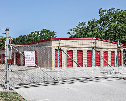 Source URL: https://cdnsc.rentcafe.com/dmslivecafe/3/1068491/1068491-1-4.jpg?width=-1&height=385&quality=80