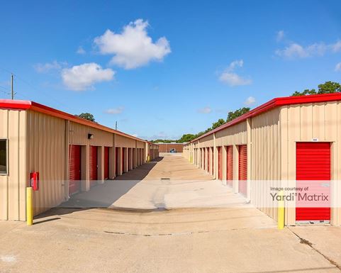 Source URL: https://cdnsc.rentcafe.com/dmslivecafe/3/1068491/1068491-1-5.jpg?width=-1&height=385&quality=80