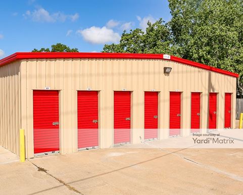 Source URL: https://cdnsc.rentcafe.com/dmslivecafe/3/1068491/1068491-1-6.jpg?width=-1&height=385&quality=80