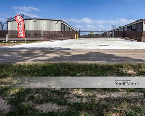 Source URL: https://cdnsc.rentcafe.com/dmslivecafe/3/1068503/1068503-1-1.jpg?width=-1&height=385&quality=80