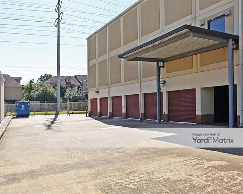 Source URL: https://cdnsc.rentcafe.com/dmslivecafe/3/1068510/1068510-1-5.jpg?width=-1&height=385&quality=80