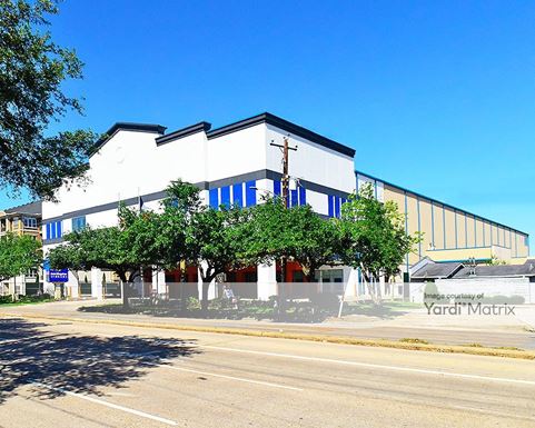 Source URL: https://cdnsc.rentcafe.com/dmslivecafe/3/1068511/1068511-1-4.jpg?width=-1&height=385&quality=80