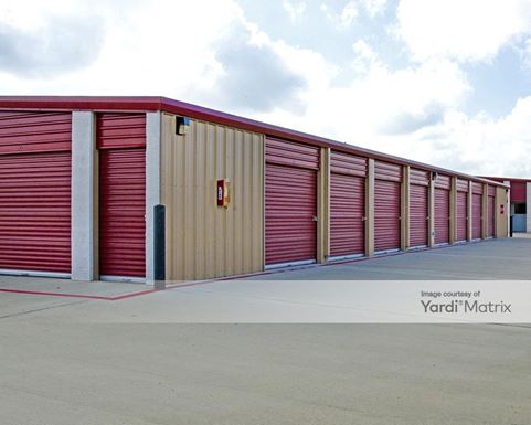 Source URL: https://cdnsc.rentcafe.com/dmslivecafe/3/1068515/1068515-1-5.jpg?width=-1&height=385&quality=80