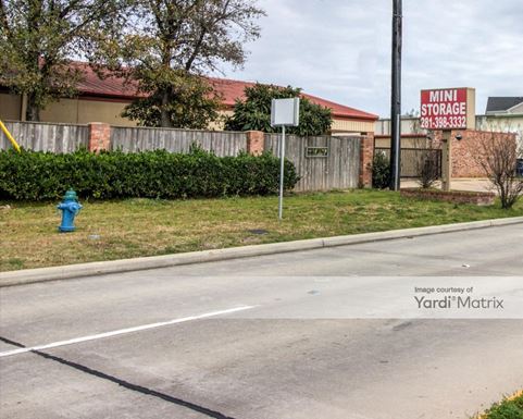 Source URL: https://cdnsc.rentcafe.com/dmslivecafe/3/1068523/1068523-1-2.jpg?width=-1&height=385&quality=80