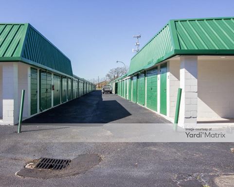 Source URL: https://cdnsc.rentcafe.com/dmslivecafe/3/1068529/1068529-1-2.jpg?width=-1&height=385&quality=80