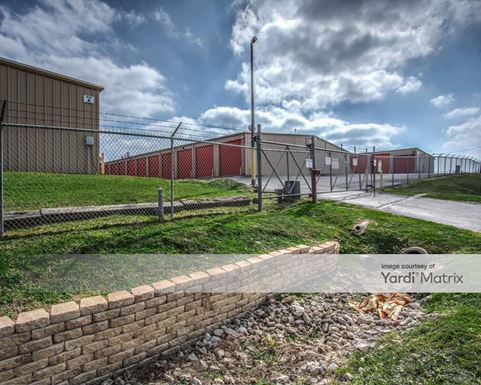 Source URL: https://cdnsc.rentcafe.com/dmslivecafe/3/1068530/1068530-1-2.jpg?width=-1&height=385&quality=80