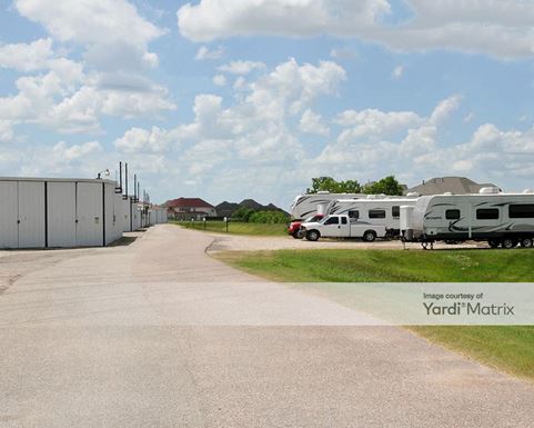 Source URL: https://cdnsc.rentcafe.com/dmslivecafe/3/1068534/1068534-1-3.jpg?width=-1&height=385&quality=80