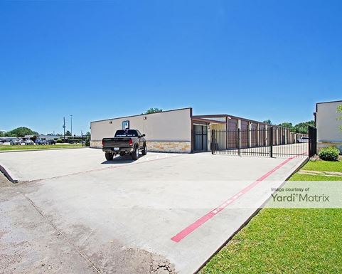 Source URL: https://cdnsc.rentcafe.com/dmslivecafe/3/1068540/1068540-1-5.jpg?width=-1&height=385&quality=80